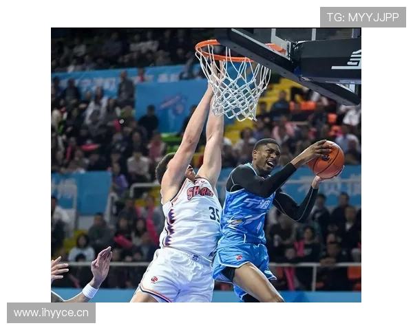 上海轻取山西 洛夫顿低迷 4人表现亮眼